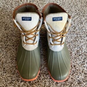 Women’s Sperry Duck Boots